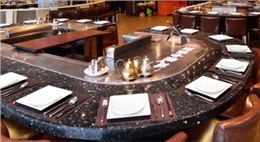 创绿巨轮异形铁板烧设备